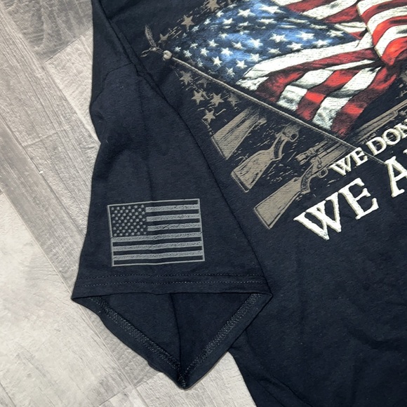 Mens tee - Picture 3 of 5